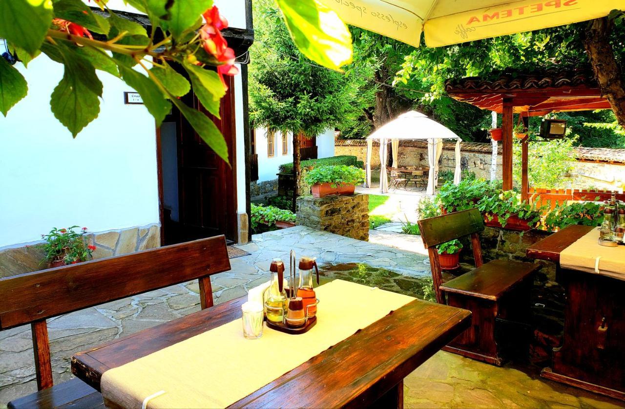 Yakovtsi Inn Exterior foto